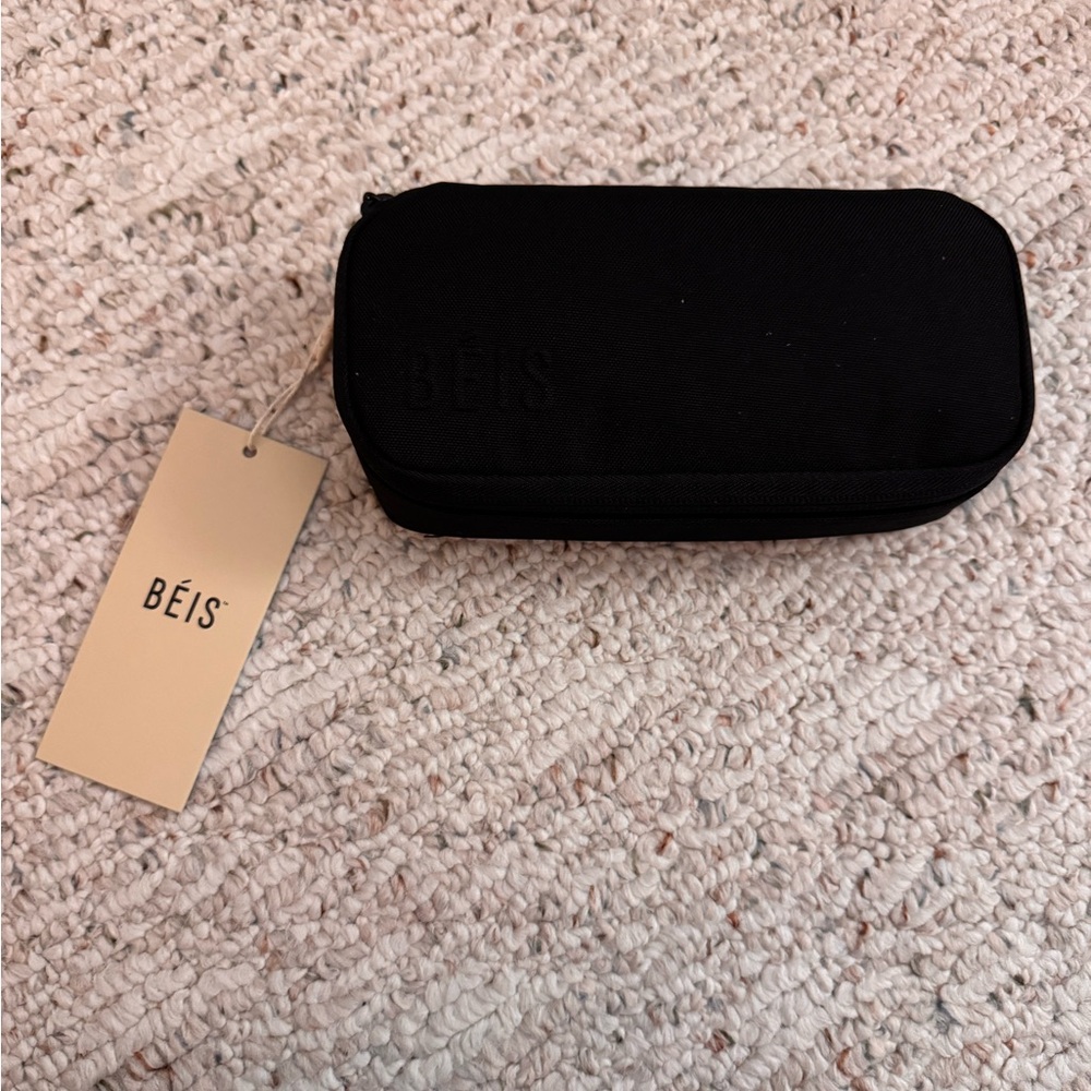 Beis Tech Organizer in Black